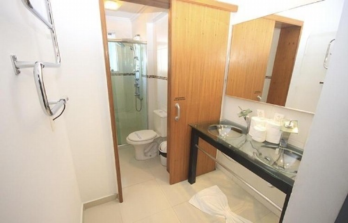 Emirates Hotel & Suites image 33